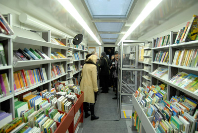 kirjastoauto-10.jpg