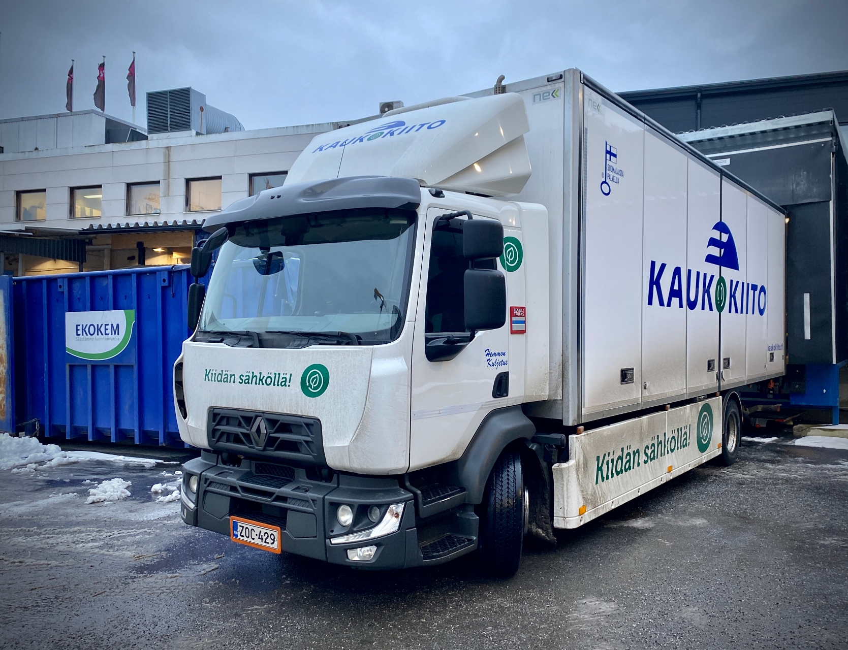 Renault_Trucks_d_e-tech_hemmon_kuljetus.JPG