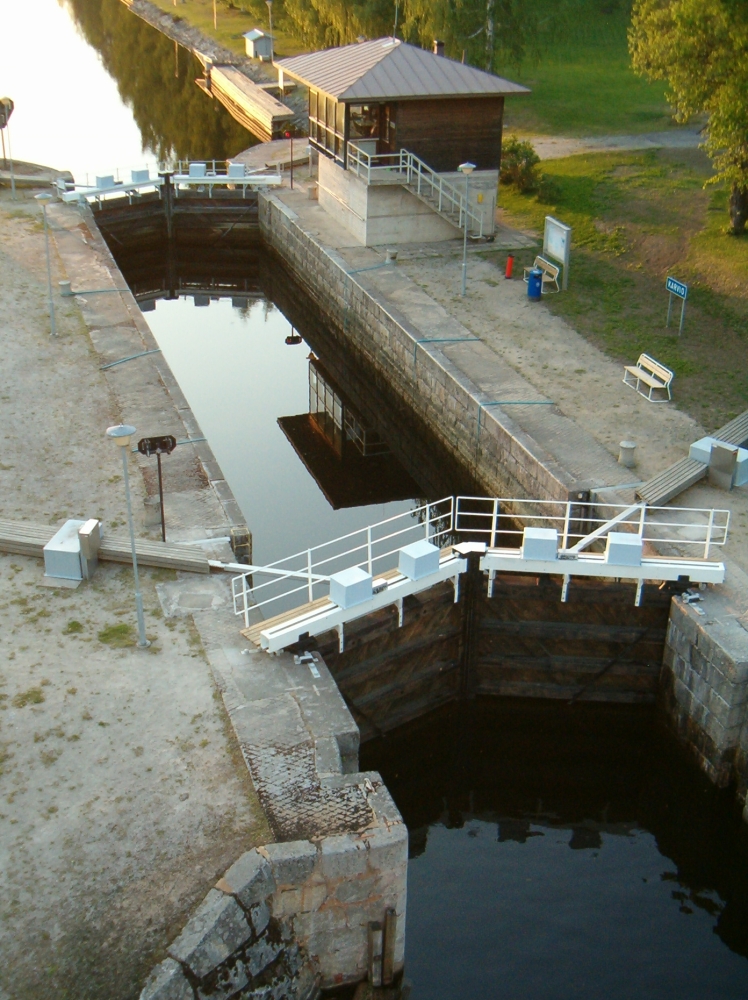 Karvio_Canal.jpg